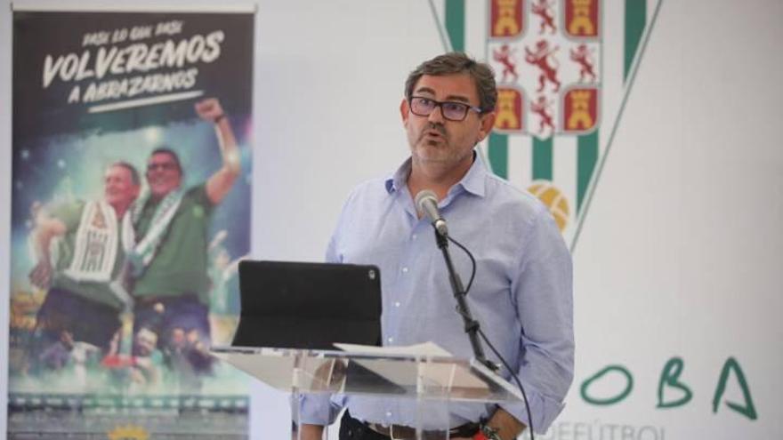 El Córdoba CF estudia vías para el abono familiar