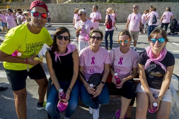 Marcha contra en cáncer de mama en Benidorm