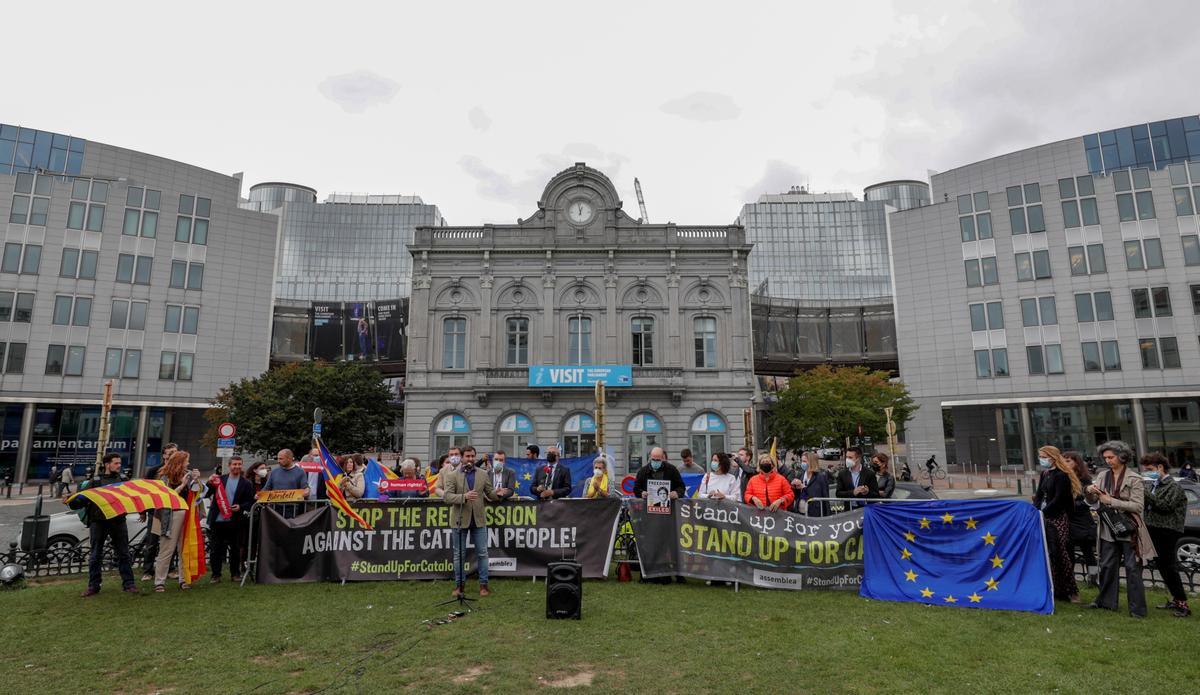 Brussel·les guarda silenci davant la detenció de Puigdemont