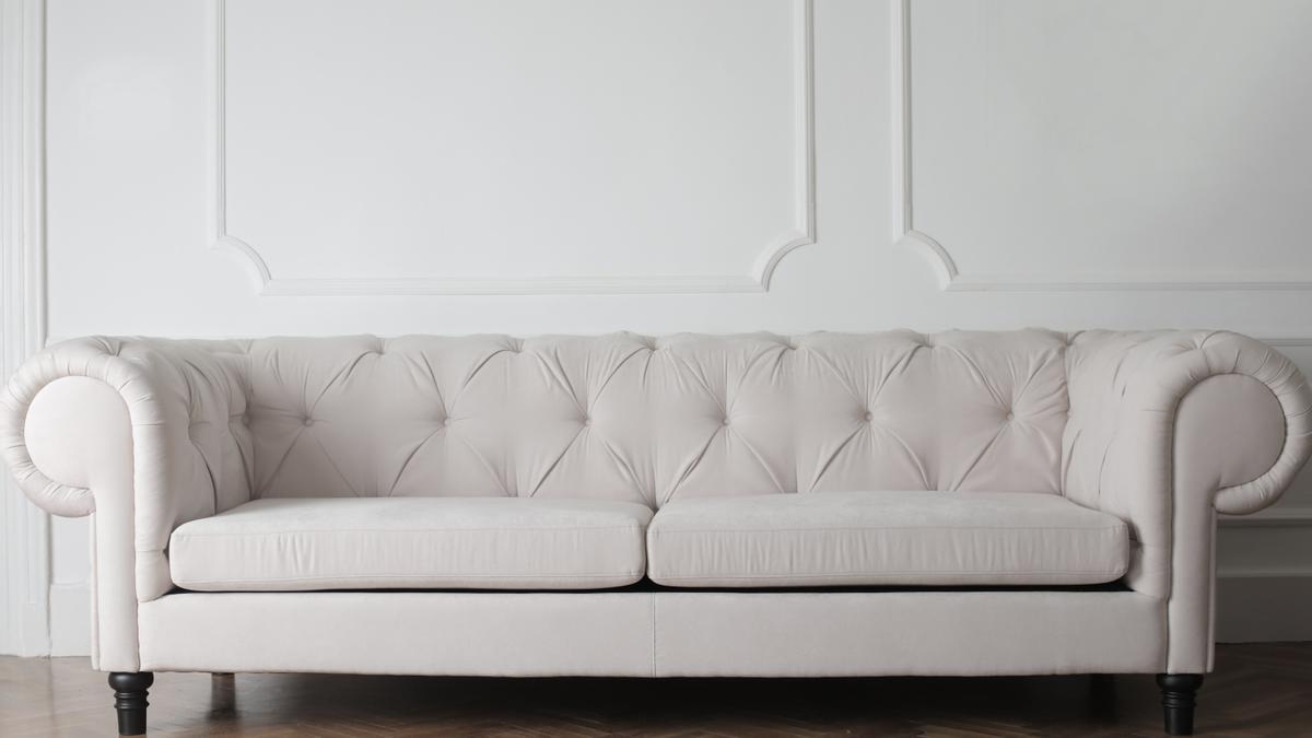TRUCO VIRAL LIMPIEZA SOFÁ | El truco viral para limpiar el sofá con la tapa  de una olla