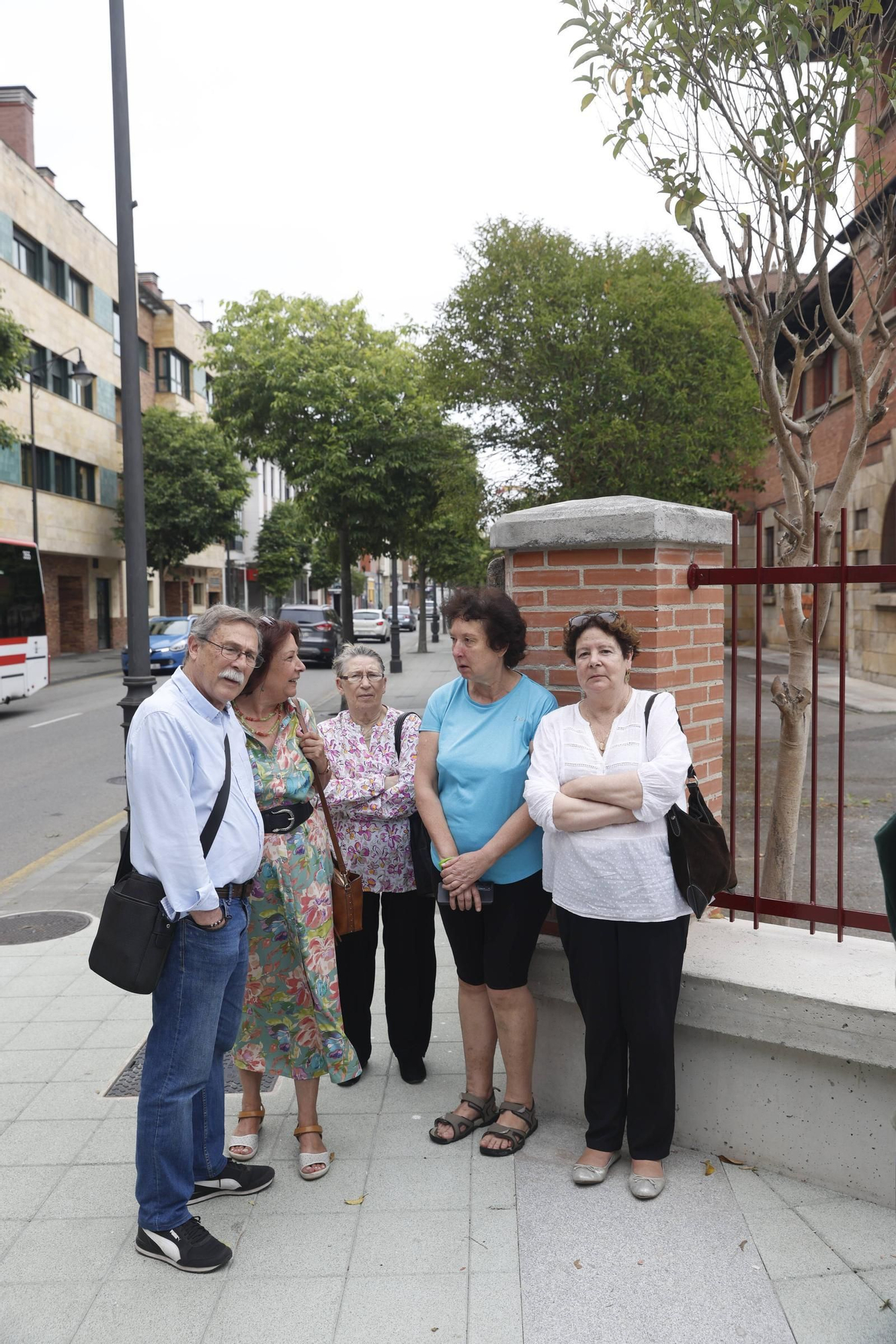 Gijón abre la puerta a Naval Azul desde esta nueva plaza en el corazón de El Natahoyo (en imágenes)