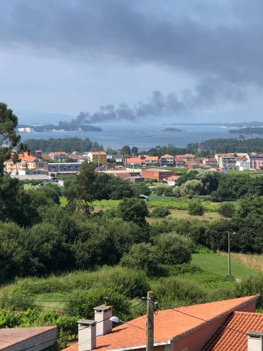 Arde un catamarán de pasajeros en A Toxa