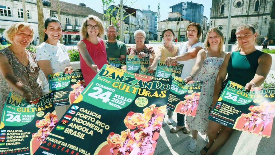Presentación de “Danzando entre Culturas”, en Ponteareas. | // D.P.