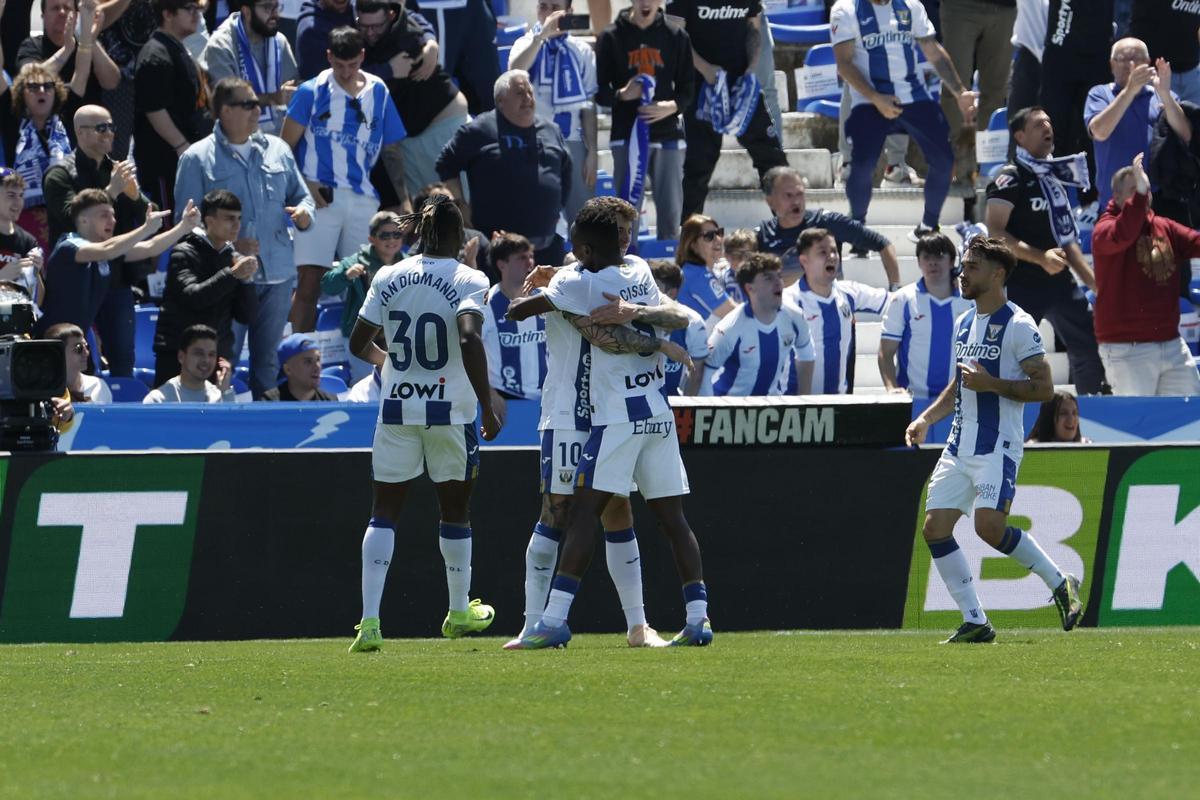 Los jugadores del Leganés celebrando el gol ante el Espanyol