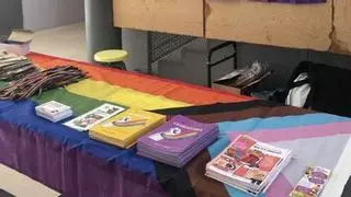 Oleiros instala puntos Arco Iris en los institutos para concienciar contra las violencias LGTBIfóbicas