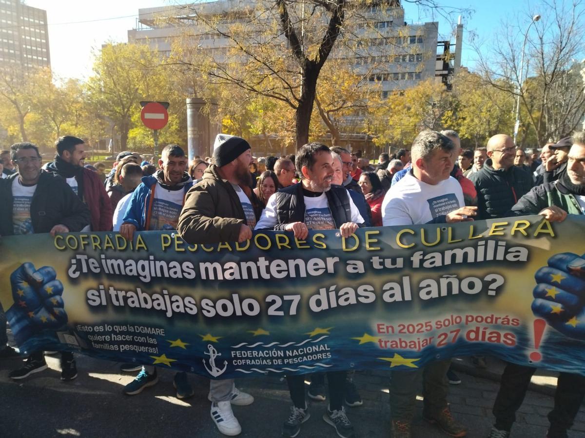Pescadores de Cullera en la manifestación del lunes en Madrid contra los recortes.