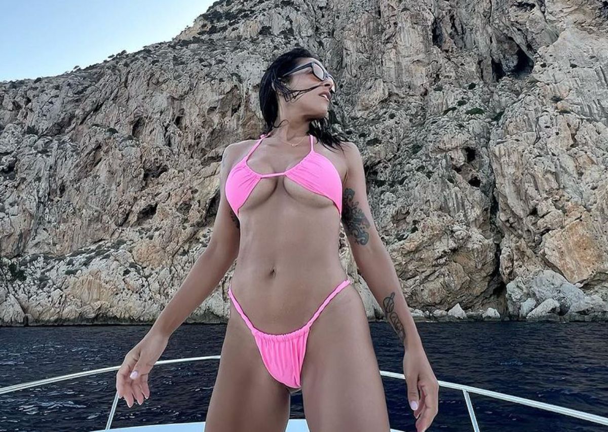 Lorena Castell bikini