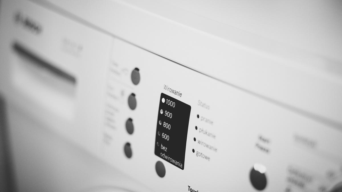 El botón secreto que tiene tu lavadora con el que podrás convertirla también en secadora en sólo unos minutos