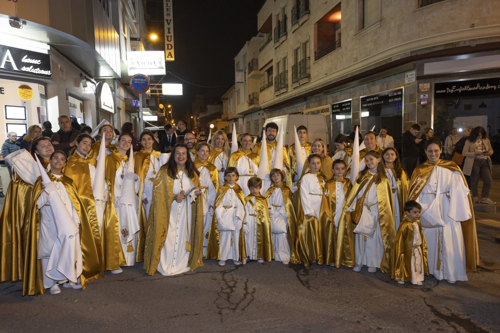 Aquí las imágenes de la Procesión de Lunes Santo en Torrevieja