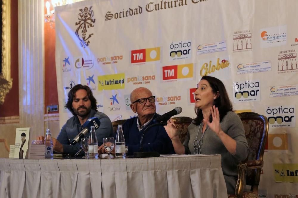 Presentación del libro "Contra viento y marera"