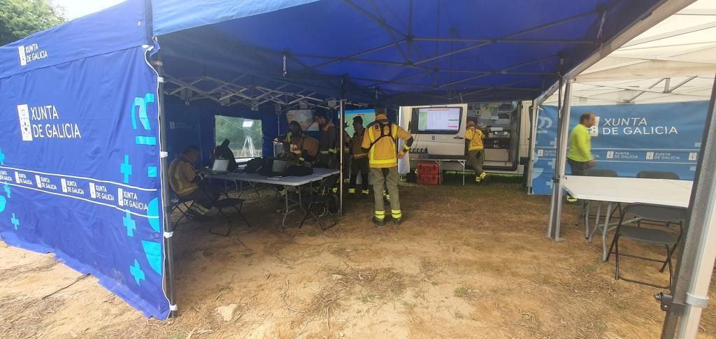 Las imágenes del simulacro contra incendios forestales en Moaña