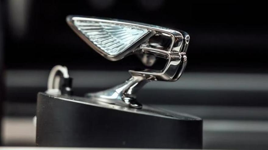 El novedoso invento español que avisa desde las alturas si has tenido un accidente con el logo de Bentley