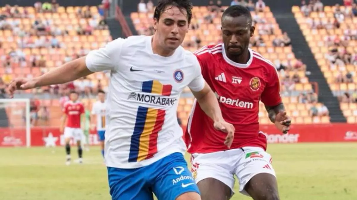 El Andorra amarga el estreno del Nàstic