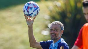 Luis Enrique, en el entrenamiento de la selección española en Las Rozas.