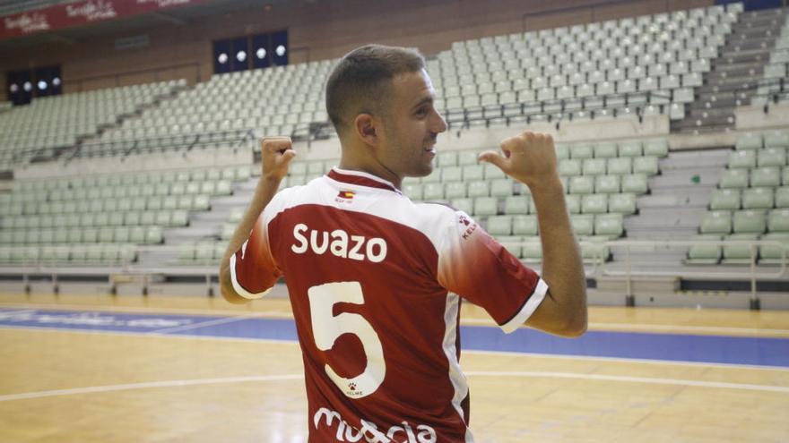 El jugador Lolo Suazo, durante su presentación como jugador de ElPozo Murcia