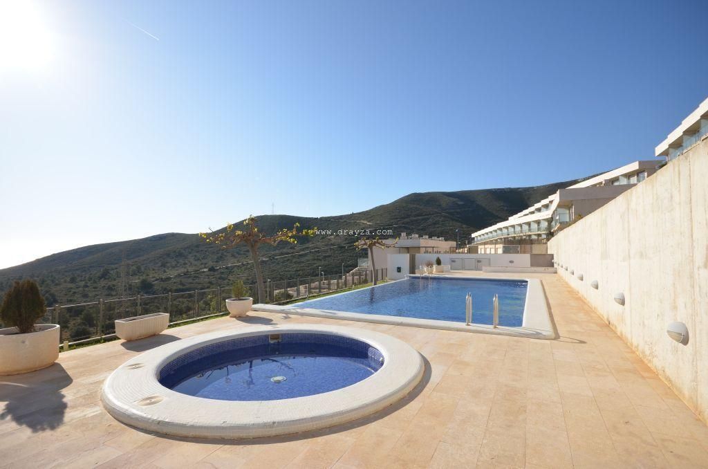 Galería de fotos: Una casa con vistas al mar y piscina en plena naturaleza en Peñíscola