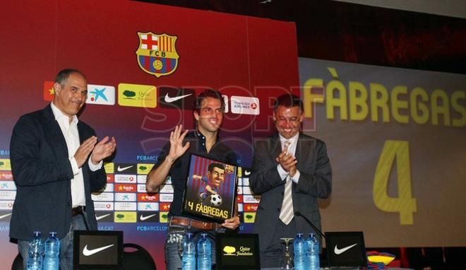 Cesc fue presentado como nuevo jugador del Barça