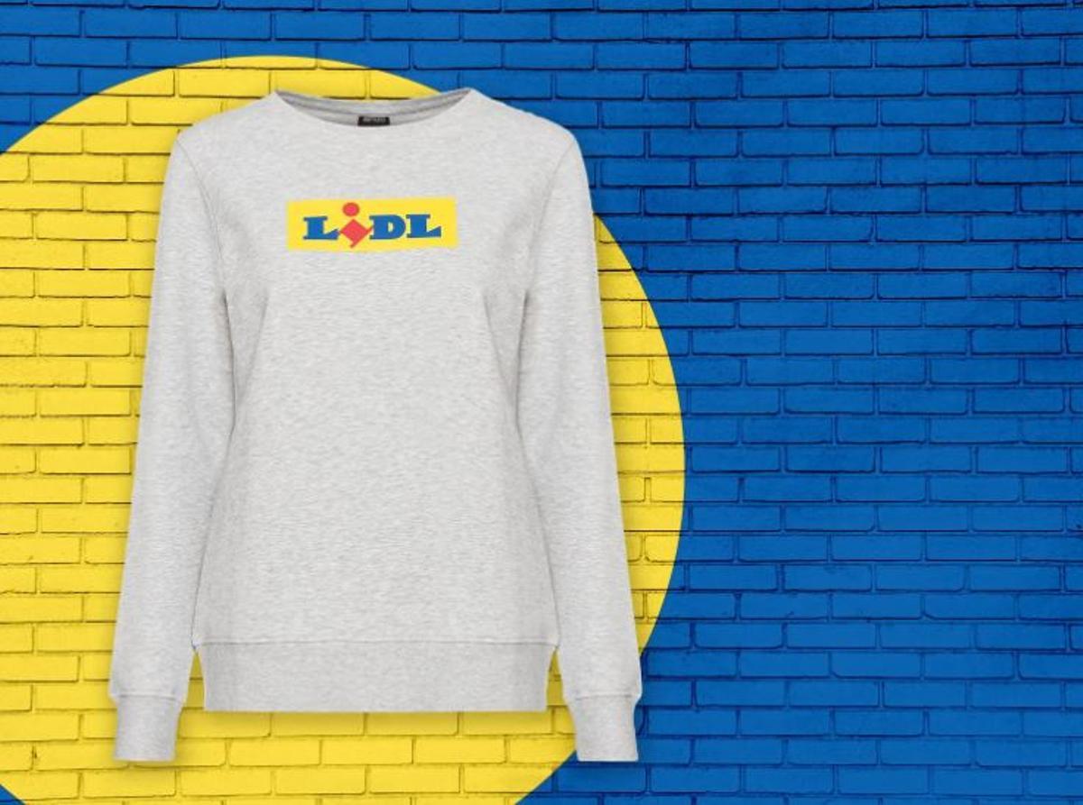 La sudadera oficial de Lidl: es afelpada y con corte de mujer.