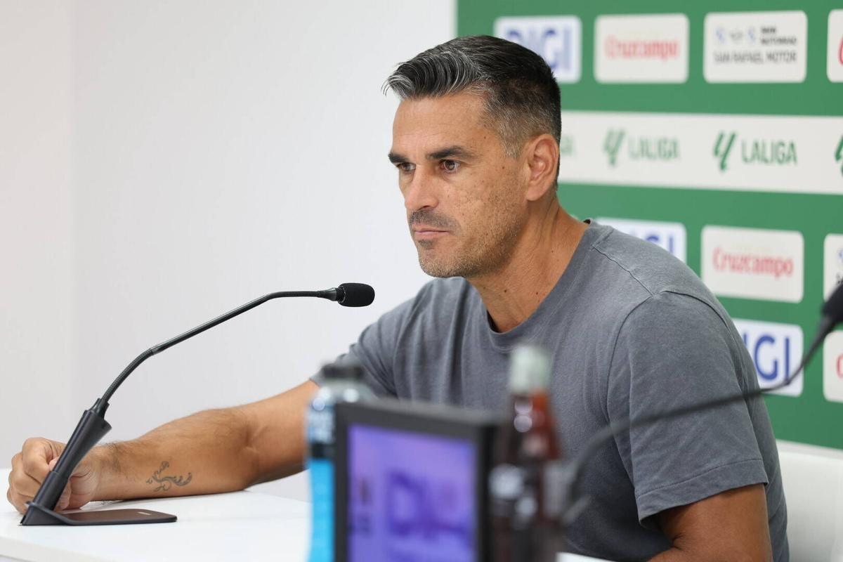La presentación de Dani Budesca como nuevo jugador del Córdoba CF, en imágenes La presentación de Dani Budesca como nuevo jugador del Córdoba CF, en imágenes