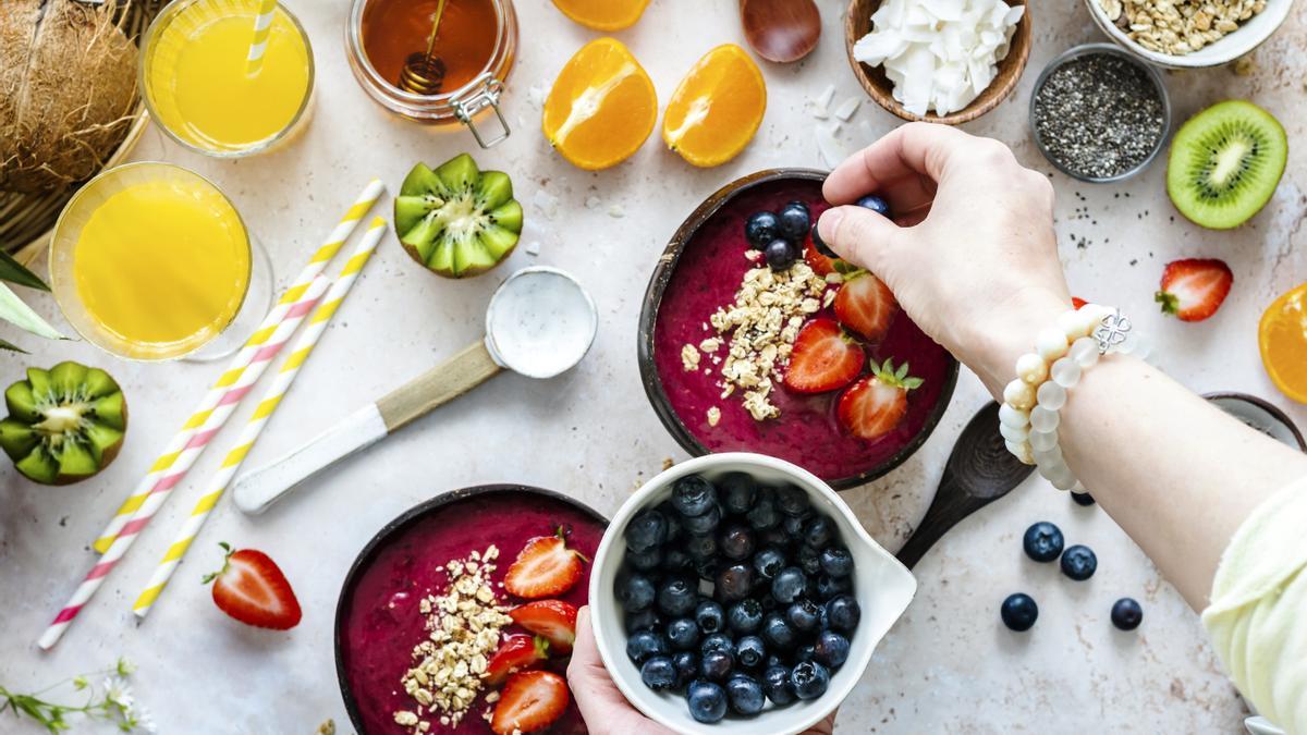 El açaí se puede tomar solo o combinado con otras frutas y cereales.