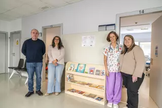 El hospital de Formentera inaugura un nuevo punto de lectura en pediatría