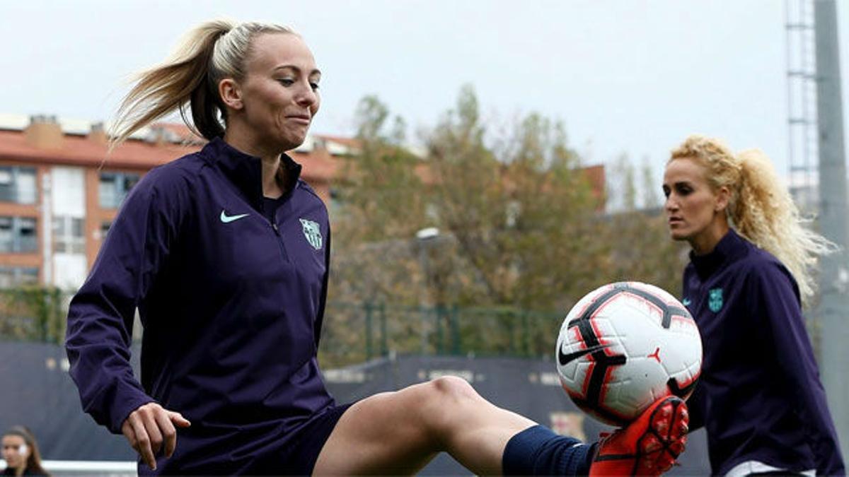 Toni Duggan: "Sería genial jugar en el Camp Nou, pero no si solo vienen 5000 personas"