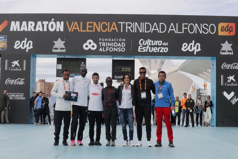 Presentación de los atletas élite del Maratón Valencia Trinidad Alfonso y 10k