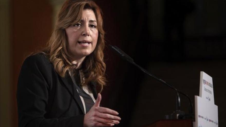 La presidenta de la Junta de Andalucía, Susana Díaz, durante su intervención en un desayuno informativo organizado por Europa Press l