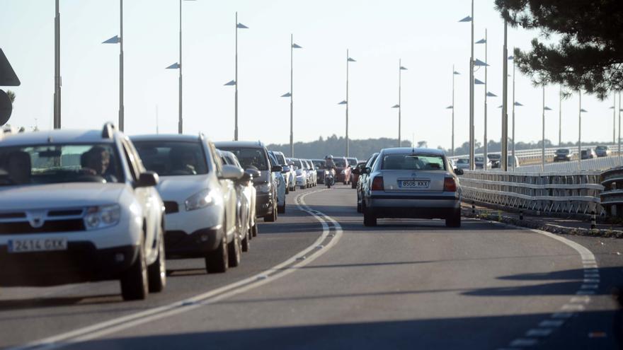 A Illa exige a la Xunta la inmediata reposición del alumbrado del puente