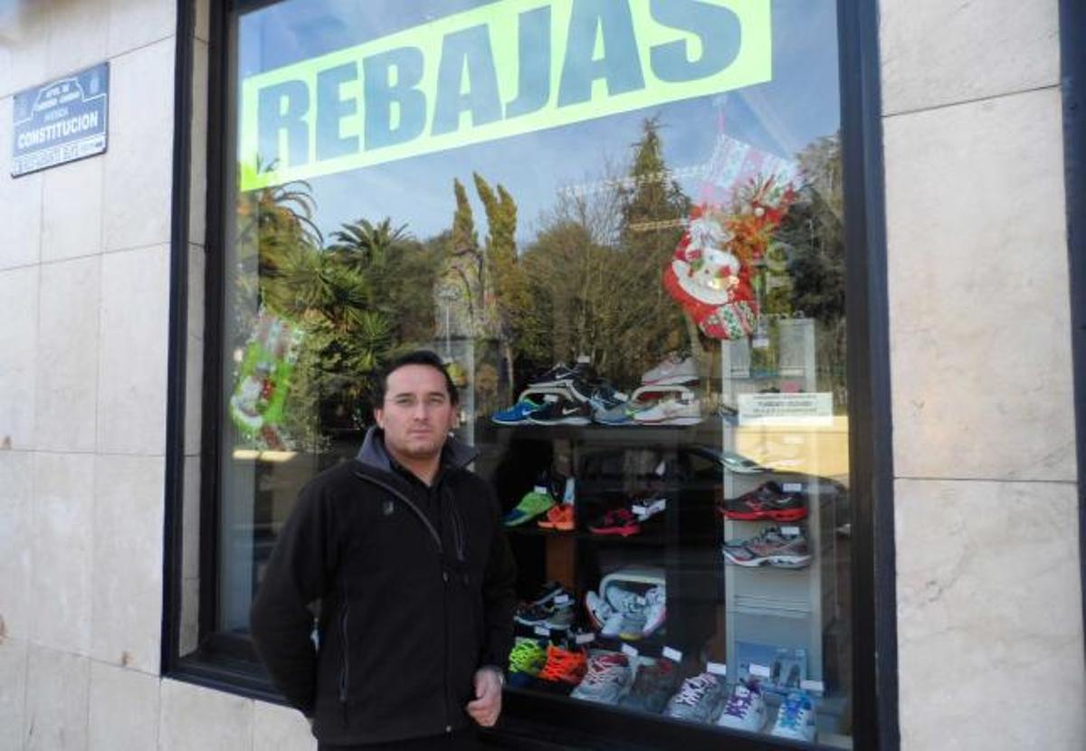 Candás adelanta las rebajas