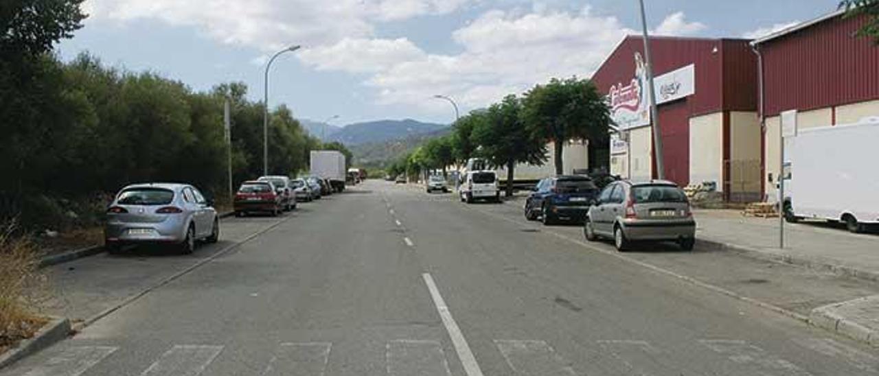 Imagen de la Ãºltima calle del actual polÃ­gono, desde donde se iniciarÃ­a el desarrollo de la segunda fase.