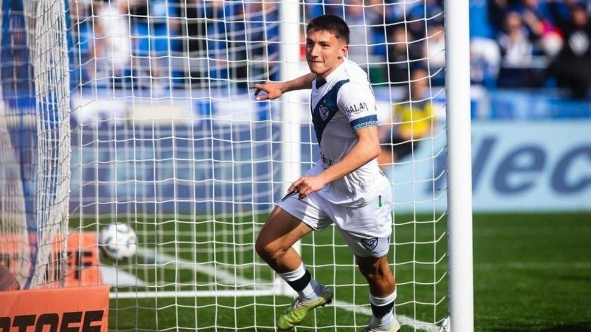 Thiago Fernández, volante izquierdo argentino de 21 años que procede de Velez Sarsfield.