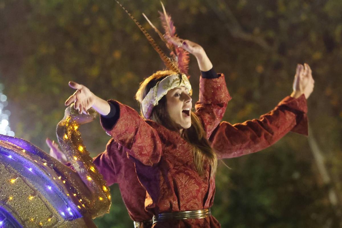 La Cabalgata de los Reyes Magos reparte ilusión por las calles de Córdoba