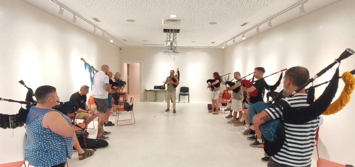 El Intercéltico cierra con la Escola de Música Tradicional y Airiños do Morrazo | GONZALO NÚÑEZ