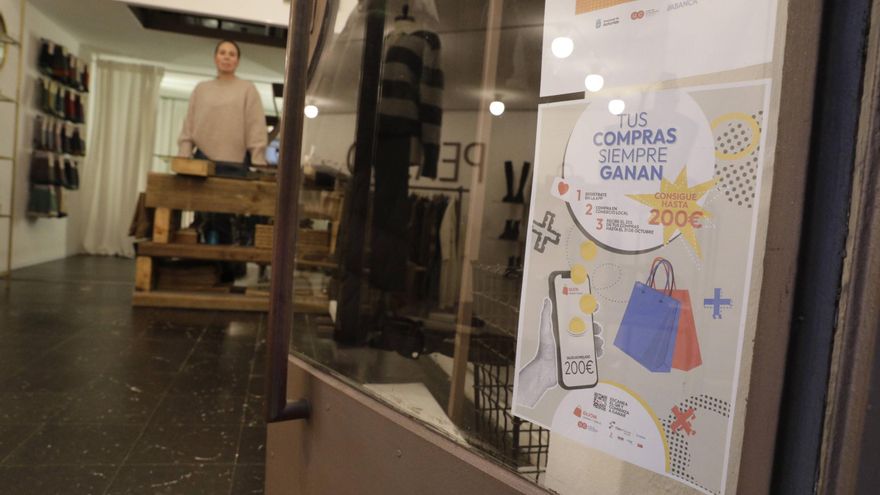 El programa &quot;Gijón compra y vuelve&quot; logra ya la inscripción de más de 250 comercios