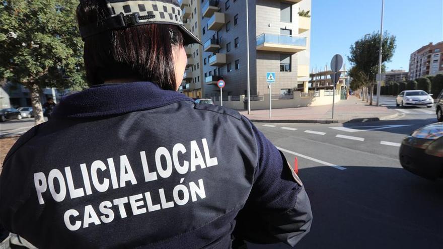 Un coche de la Junta de Fiestas, envuelto en un accidente múltiple en Castelló