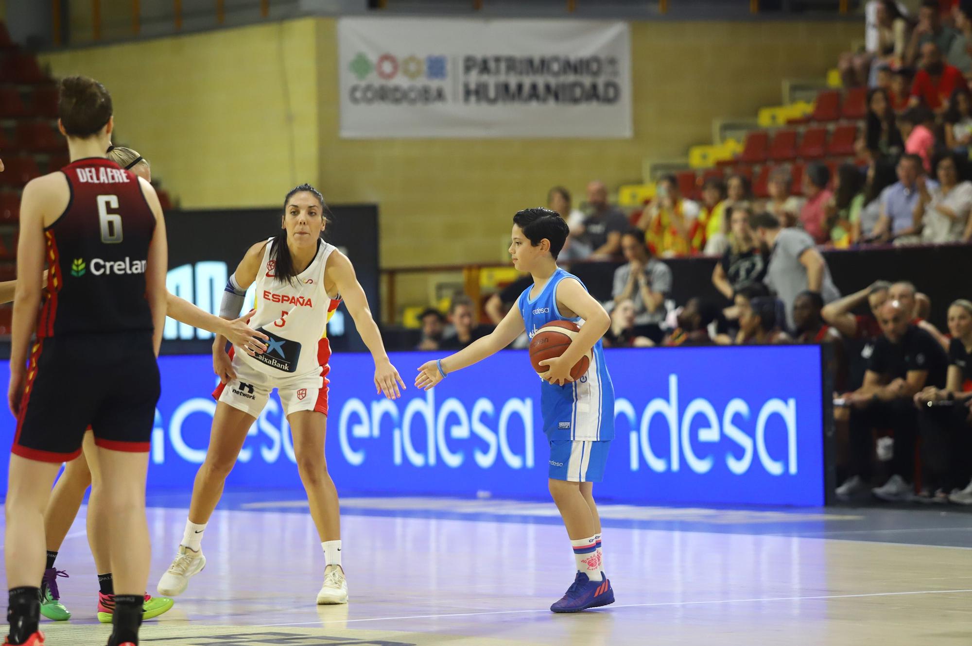 La selección española femenina de baloncesto ante Bélgica, en imágenes