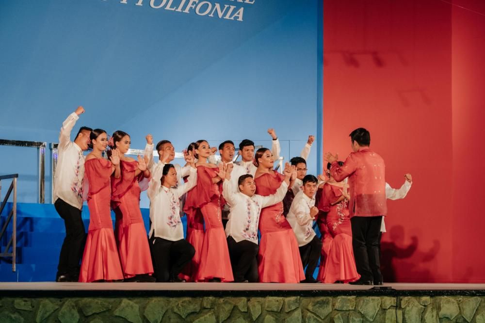 Las Eras de la Sal acogieron una espectacular gala coral con lo mejor del Certamen Internacional de Habaneras y Polifonía de Torrevieja antes de dar a conorcer los premios