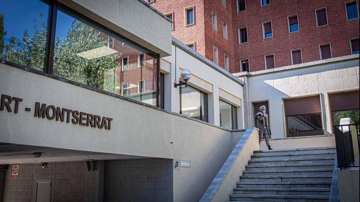 Los estudiantes confinados del colegio mayor Penyafort Montserrat en Barcelona empiezan a hacerse las PCR