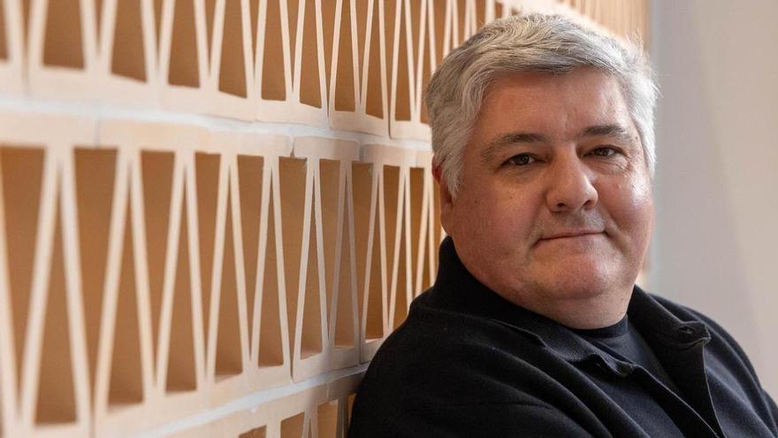 Javier Burón: “Da la sensación de que la vivienda no es una competencia autonómica”