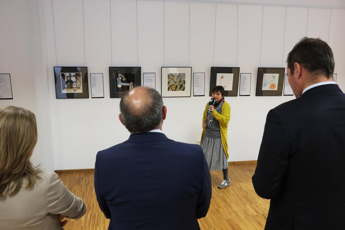 A Deputación leva a Vigo «Rosalía Ilustrada», unha exposición con 35 obras que reinterpretan a autora desde a arte gráfica