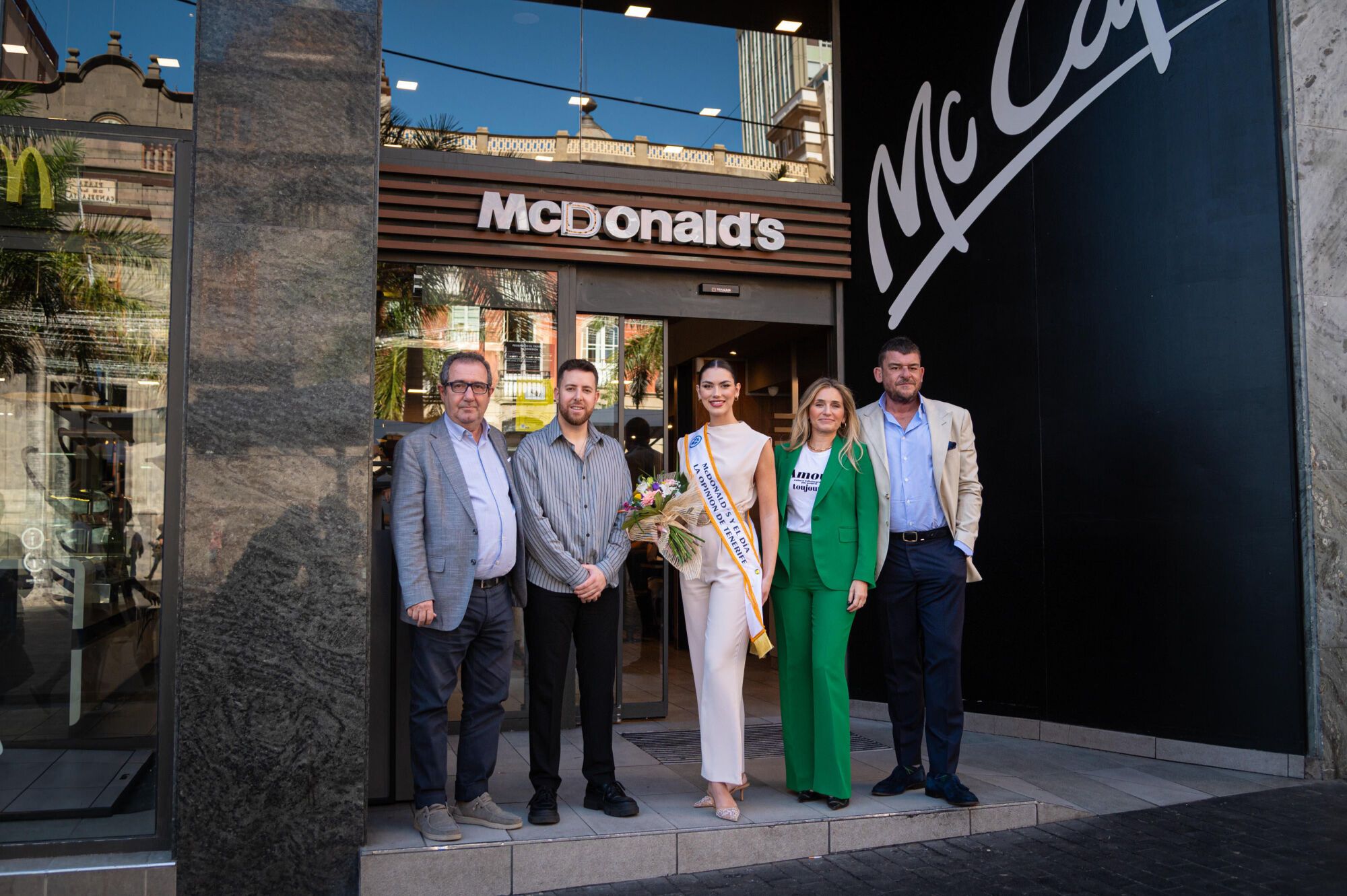 Elizabeth Ledesma, la candidata a Reina de McDonalds y El Día