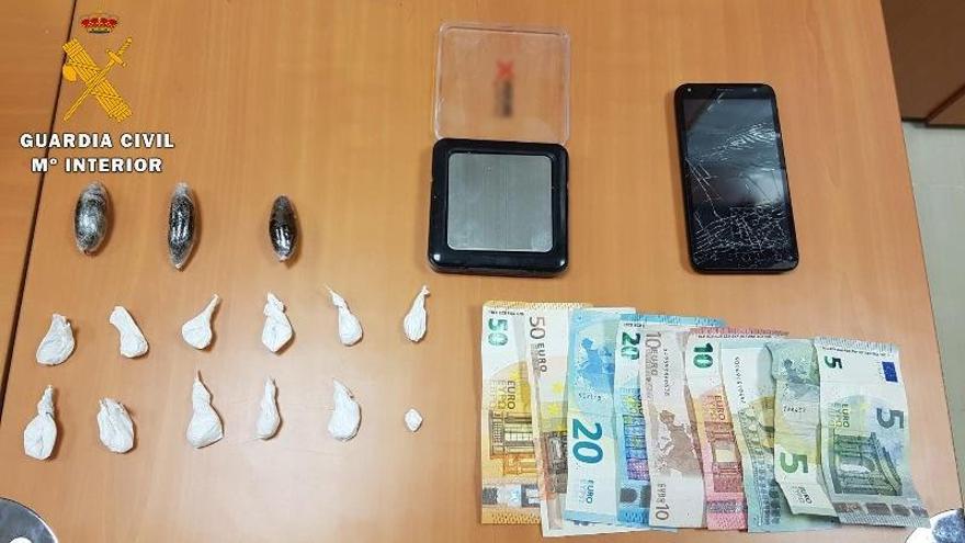 La Guardia Civil desmantela un punto de venta de droga en un bar de Pozoblanco