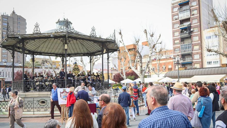 Marchas procesionales para reunir alimentos en Badajoz