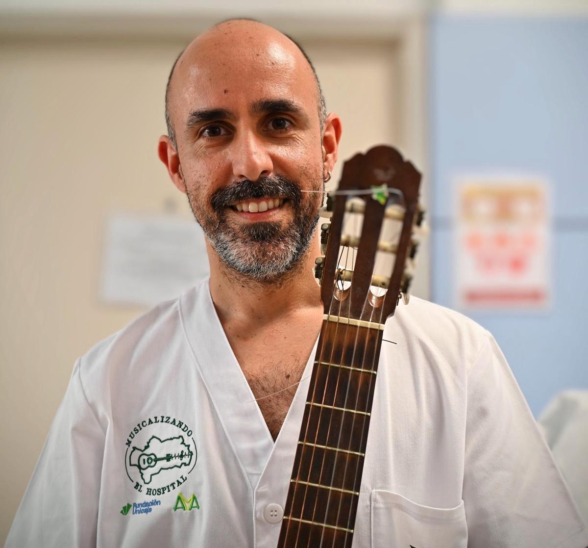 Paco Domínguez, musicoterapeuta