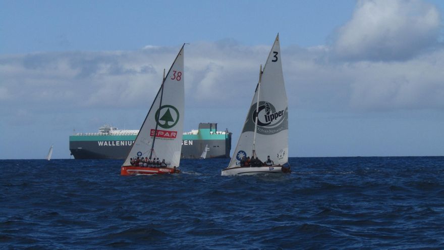 El Campeonato Aguas de Teror de Vela latina sigue abierto al término de la octava regata