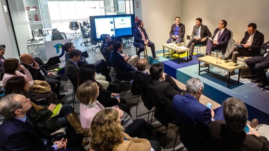 Los principales alcaldes de la provincia debaten en Benidorm sobre la Edusi