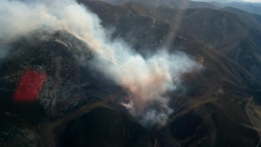 Fuego en Pola de Allande