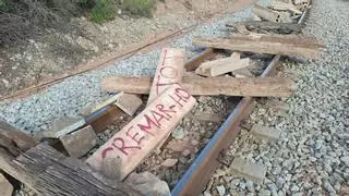 Un sabotatge a la via del tren de Súria fa anul·lar la sortida del comboi de les 4 de la tarda