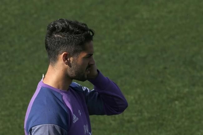 Entrenamiento del Real Madrid antes de su viaje a Gran Canaria